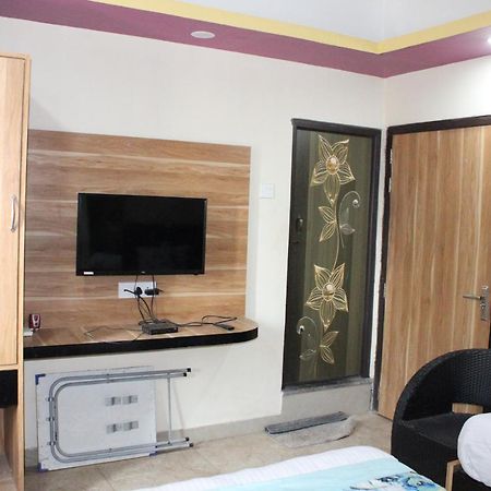 Hotel SQUARE PARK Dibrugarh Exterior foto