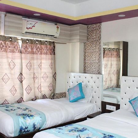 Hotel SQUARE PARK Dibrugarh Exterior foto