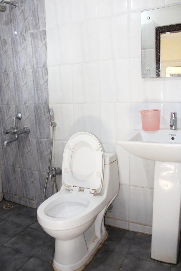 Hotel SQUARE PARK Dibrugarh Exterior foto