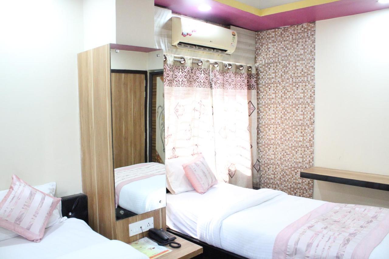Hotel SQUARE PARK Dibrugarh Exterior foto