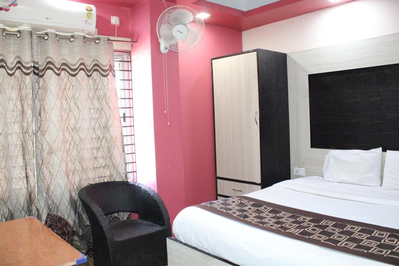 Hotel SQUARE PARK Dibrugarh Exterior foto