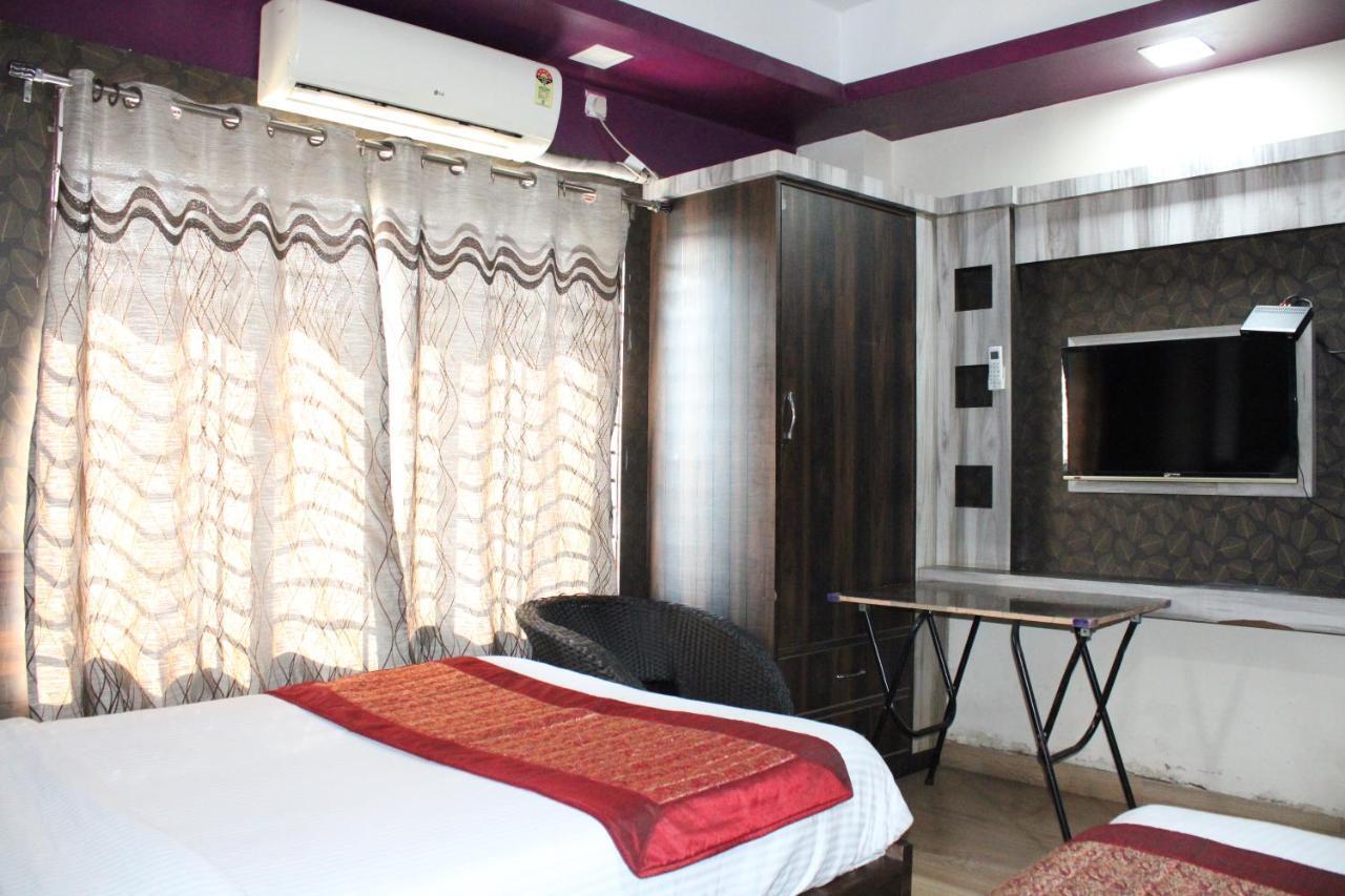 Hotel SQUARE PARK Dibrugarh Exterior foto